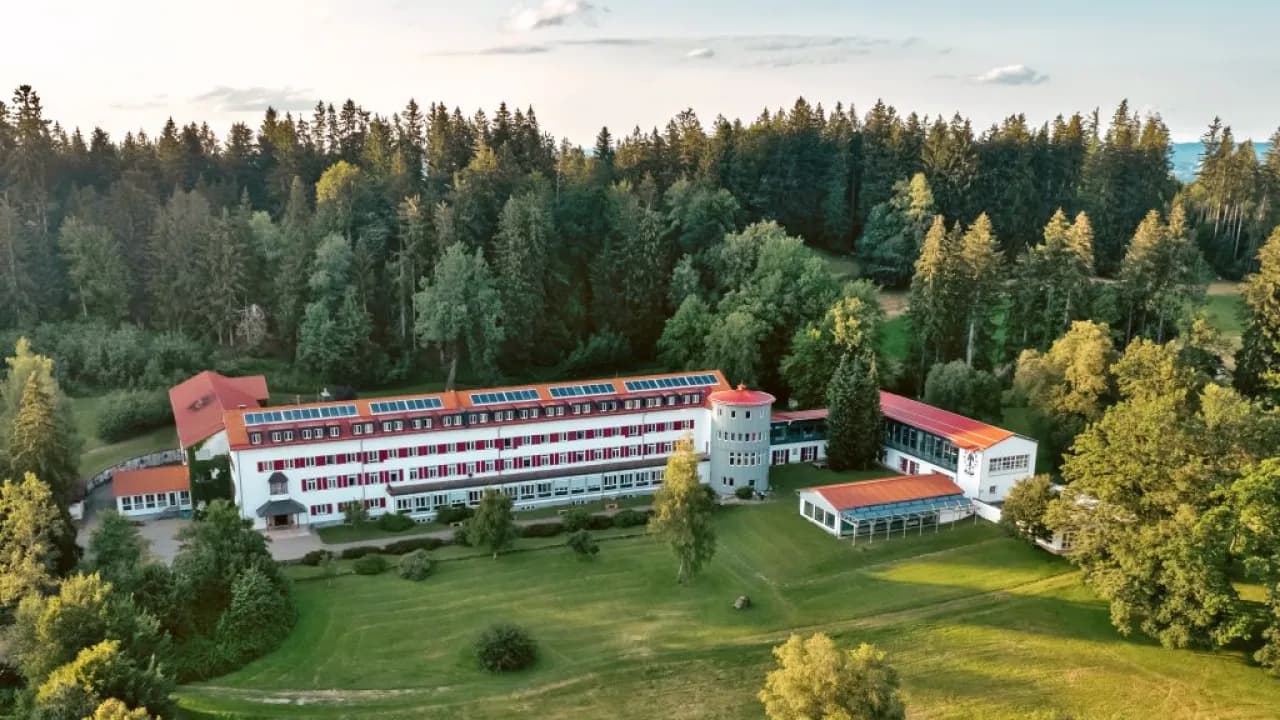 საზაფხულო სკოლა ლინდენბერგში